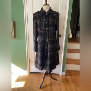 Black and brown Jones New York coat, Size Medium